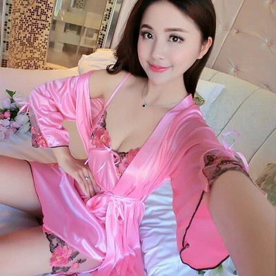 Chalatų komplektai Moteriški ledinio šilko lanko nėriniai Stilingi seksualūs laisvi naktiniai drabužiai Prašmatnus plonas moteriškas chalatas Namų laisvalaikio miegui patogūs drabužiai