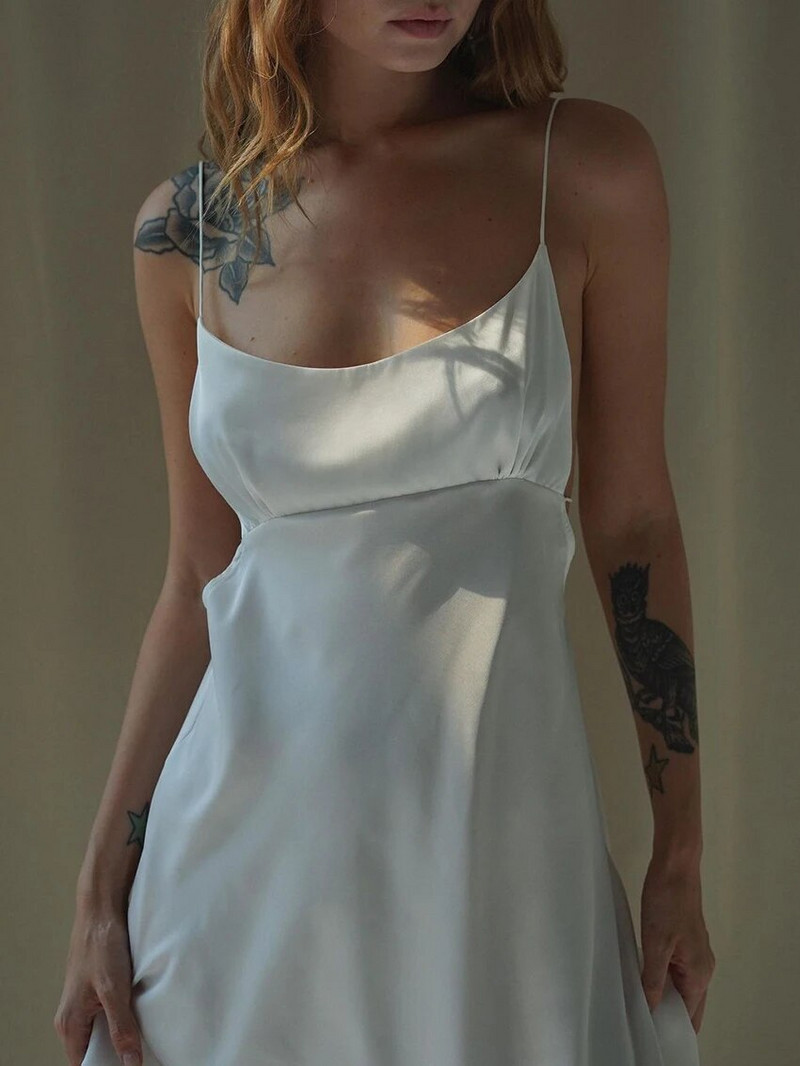 Marthaqiqi fehér női pizsama szexi spagettipántos hálóingek hát nélküli hálóingek Fűzős hálóing miniruha női otthoni ruhák