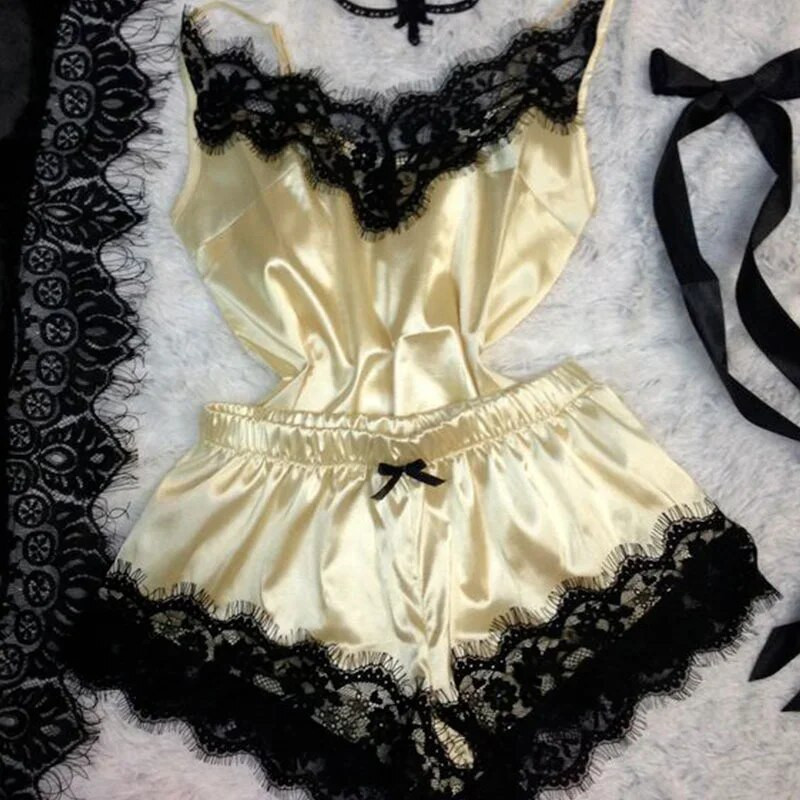 Moteriška pižama, skirta viršutiniams ir šortai Moteriški 2 komplektai naktiniai drabužiai Vnt Pižama satininiai komplektai miegui Nėriniai Moterys be rankovių Sexy