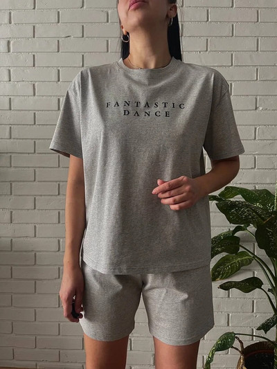 Casual καλοκαιρινό μπλουζάκι και σορτς για γυναικεία φόρμα αθλητικής φόρμας δύο τεμαχίων Γυναικεία αθλητική κοντομάνικη επιστολή Κλασική γυναικεία φόρμα