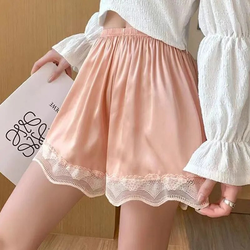 Ledo šilko laisvos trumpos kelnės Moteriškos vasarinės raukinės, satino besiūlės apsauginės kelnės pižamos šortai apatiniai vėsūs nėriniai, miegui tinkantys apatiniai