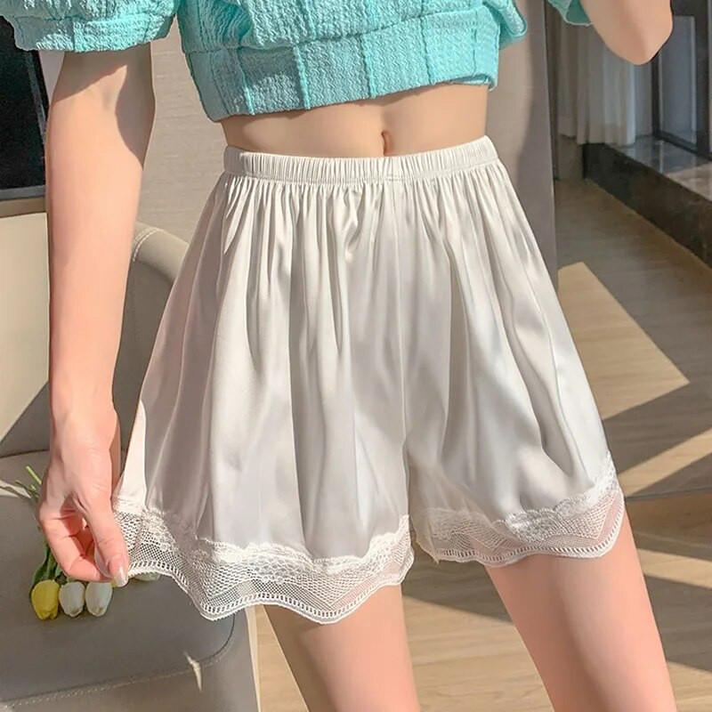 Ledo šilko laisvos trumpos kelnės Moteriškos vasarinės raukinės, satino besiūlės apsauginės kelnės pižamos šortai apatiniai vėsūs nėriniai, miegui tinkantys apatiniai
