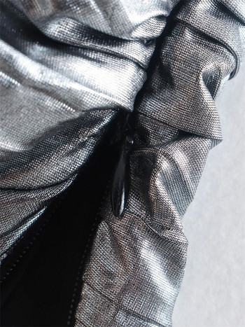 KEYANKETIAN 2022 Лято Нова метална текстура Асиметрично наклонено рамене Y2k Crop Top Дамски корсет Слинг Crop Top
