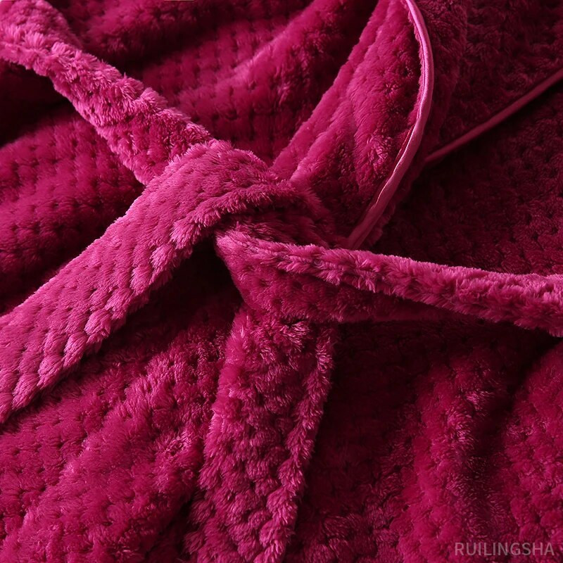 Moteriškas žieminis plius dydis Itin ilgas šiltas flanelinis chalatas Vyriškas aksomas chalatas nuotakai chalatas žakardo mėgėjams naktiniai miegui