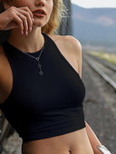 2021 Vară Slim Render Short Top Sexy Femei Fără mâneci O Croptops Tank Tops Solid Negru/Alb Crop Vest Top Topuri En-gros