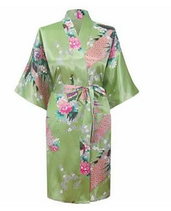 Didmeninė prekyba gėlių ir povų spalvos kimono chalatas Moteriškas satino minkštas miegui Sexy Mini Bride Pamerge Vestuvinis chalatas Vakarėlio suknelė