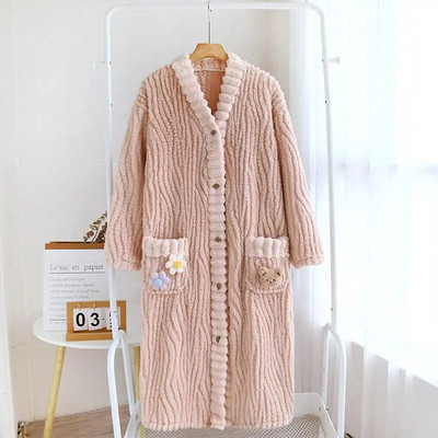 Moteriškas žieminis naujas storas šiltas flanelinis chalatas didelio dydžio koralų vilnos chalatas, moteriškas, jaukus chalatas, moteriškas miegui