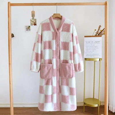 Moteriškas žieminis naujas storas šiltas flanelinis chalatas didelio dydžio koralų vilnos chalatas, moteriškas, jaukus chalatas, moteriškas miegui