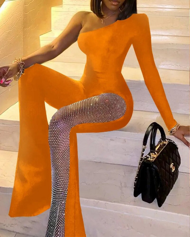 Naiste kombinesoon 2023. aasta kevadmoe strassikivist kalavõrk, ühe õlaga tavaline pikkade varrukatega peokombe