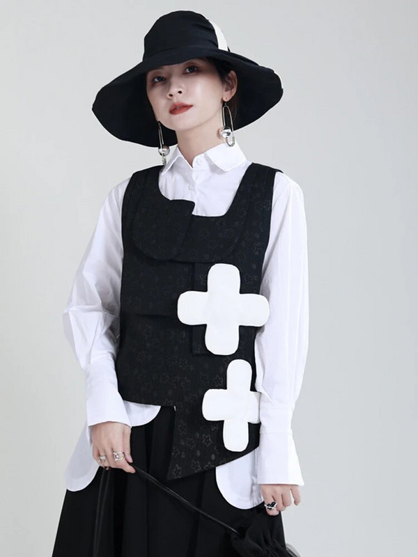 EAM moteriška juoda netaisyklingos geometrinės spalvos bloko laisva liemenė nauja kvadratinė apykaklė be rankovių madinga banga pavasario vasara 2024 1DF6605