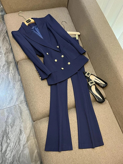 2023 New Street Design de lux Albastru regal Moda femeilor Seturi de sacouri în două piese cu perne de umeri Personize Costume de damă
