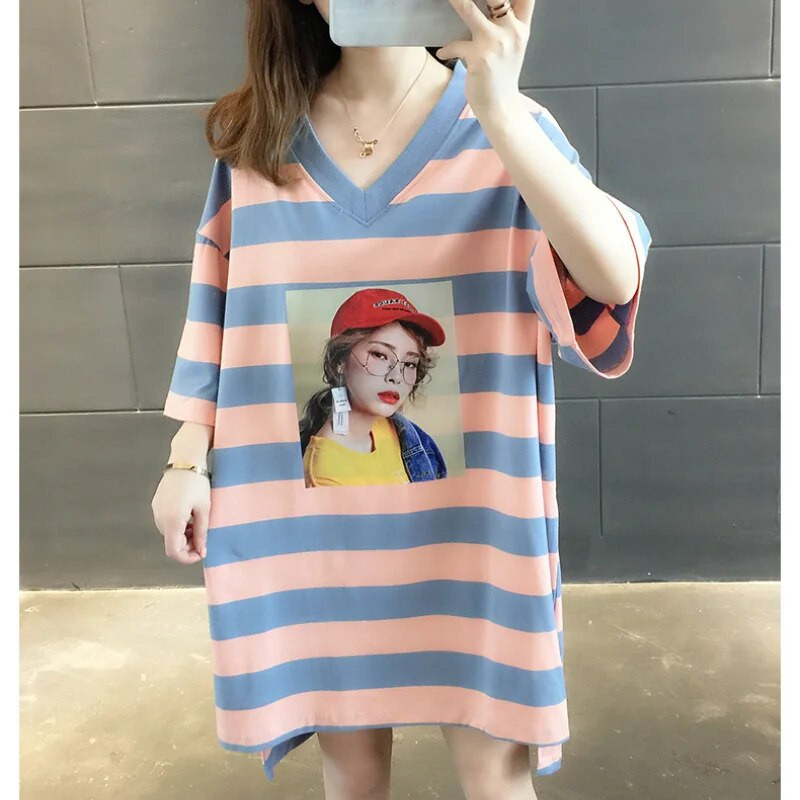 Spot Trudnička odjeća T-shirt Ljeto kratkih rukava srednje dužine prugasta V-izrez labave velike veličine Majice za trudnice Žene