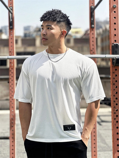 Vyriški 2023 m. vasaros sporto salės Laisvi laisvi marškinėliai, kūno rengybos marškinėliai, marginti madingi vyriški medvilniniai drabužiai, marškinėliai