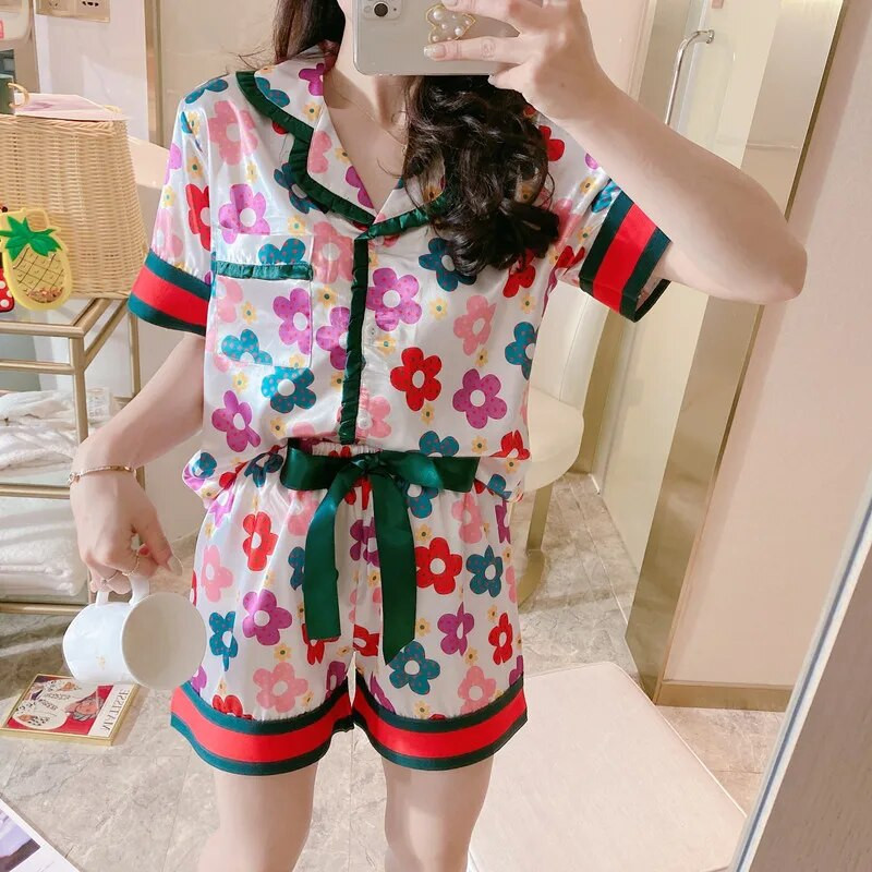 Svilena pidžama za žene Kućno odijelo Komplet pidžama Top i kratke hlače Satenska spavaćica Ljetna ženska spavaćica kratkih rukava