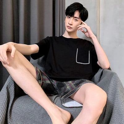 Vyriški pižamos trumpomis rankovėmis šortai Medvilniniai languoti O formos miegmaišiai Vyriški vasariniai namų drabužiai Big Yards L-4XL Jaunų vyriškų namų drabužių rinkinys