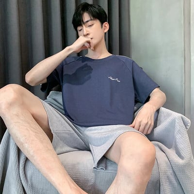 Vyriški pižamos trumpomis rankovėmis šortai Medvilniniai languoti O formos miegmaišiai Vyriški vasariniai namų drabužiai Big Yards L-4XL Jaunų vyriškų namų drabužių rinkinys