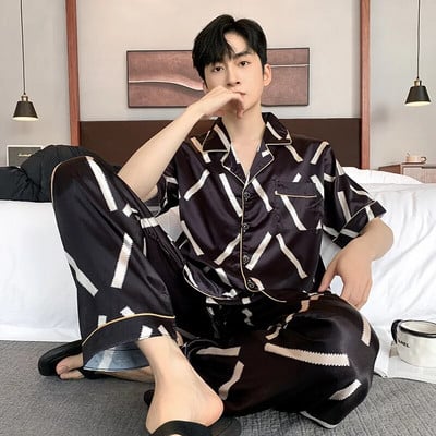 Vyriškas šilko pižamų rinkinys Vasarinis trumpomis rankovėmis laisvalaikio namų aprangos kostiumai Pavasaris Vasara Satininis miegui skirtas pižamų rinkinys berniukui Laisvalaikio šortų komplektas