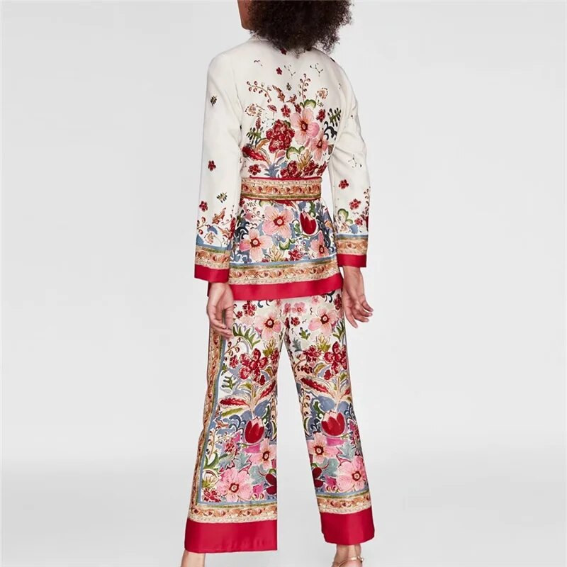 Komplet sakoa s printom Žensko odijelo Jesen 2023. Uski sako sa remenom s v-izrezom Kaput s europskim elastičnim pojasom Dvodijelni komplet hlača sa širokim nogavicama Ženski