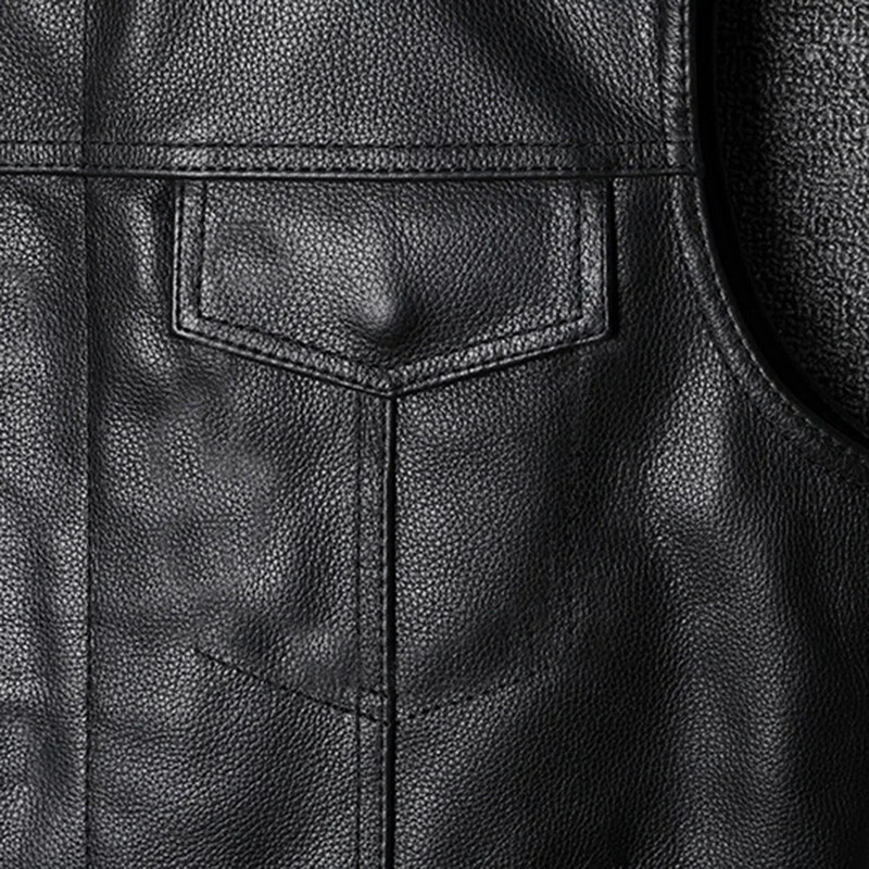 Madinga vyriška dirbtinės odos liemenė be rankovių su apykakle, idealiai tinkanti kirpimo stiliaus klubo motociklininkams