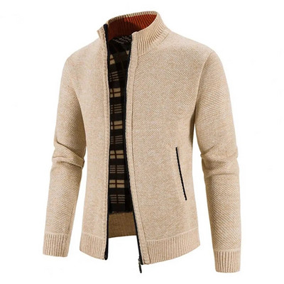 Új tavaszi őszi kötött pulóver Férfi divat Slim Fit Kardigán Férfi Alkalmi pulóverek Kabátok Masszív egysoros férfi kardigán