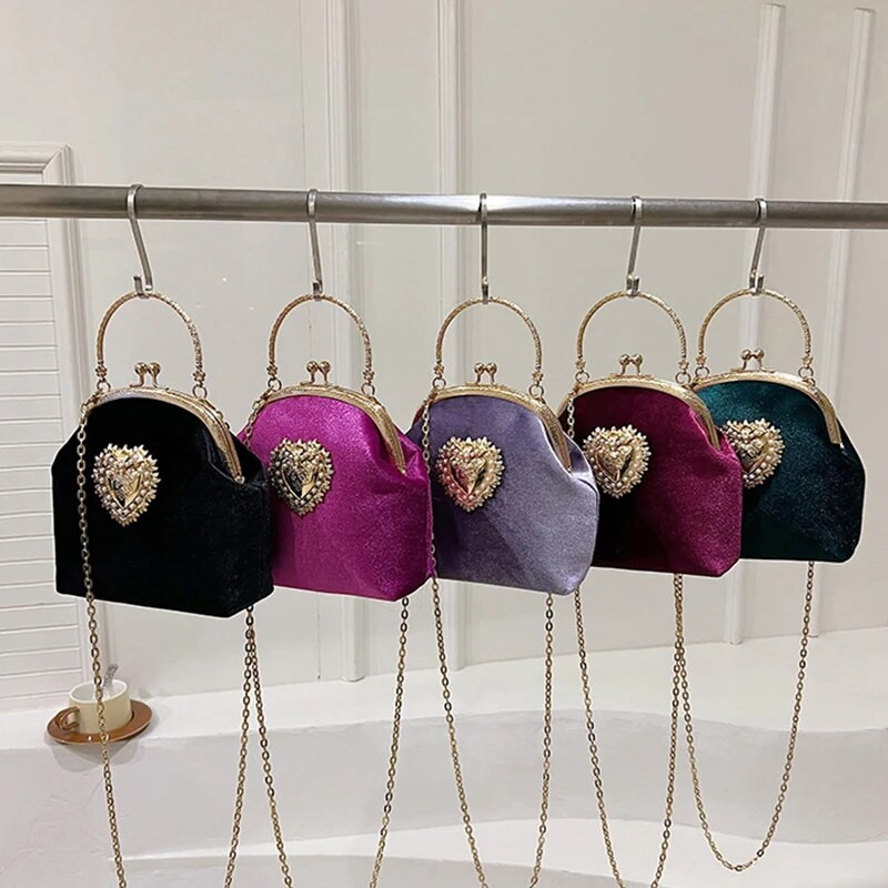 Ženska luksuzna zlatna baršunasta večernja torbica s kopčom Dizajn bisernog srca Izvrsna torba s lancem preko ramena Retro torbica s metalnom ručkom