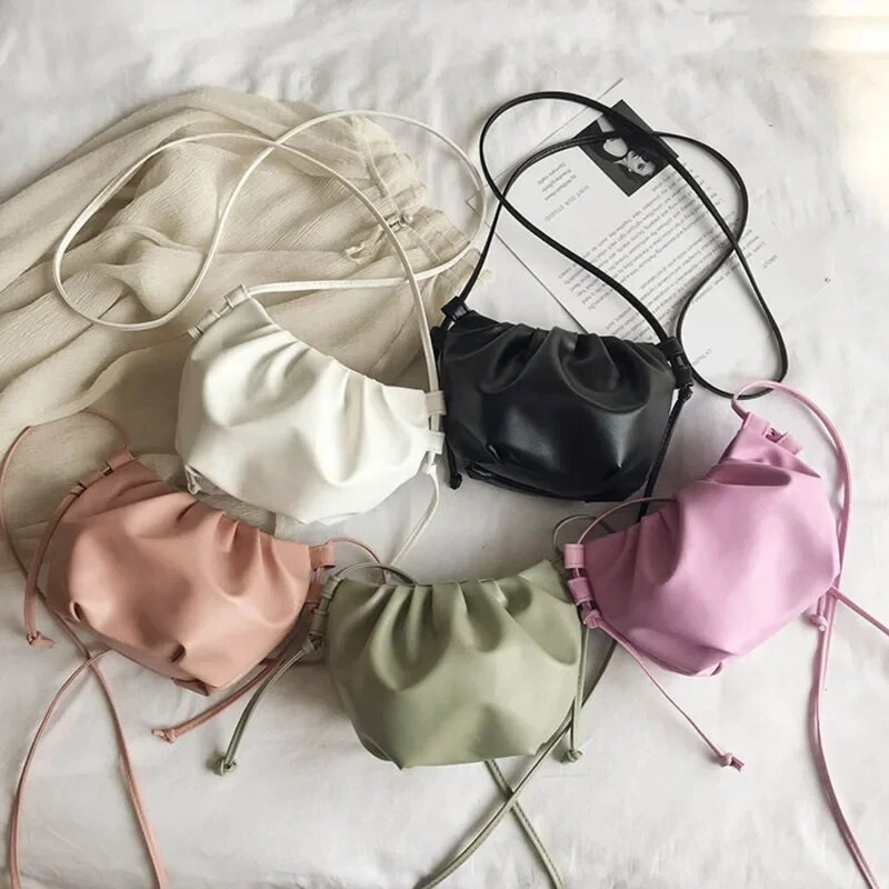 Ženska torba na rame Mala kožna torba preko ramena Ženska jednobojna uvijena ženska torba Mini torba s patentnim zatvaračem Cloud Bag
