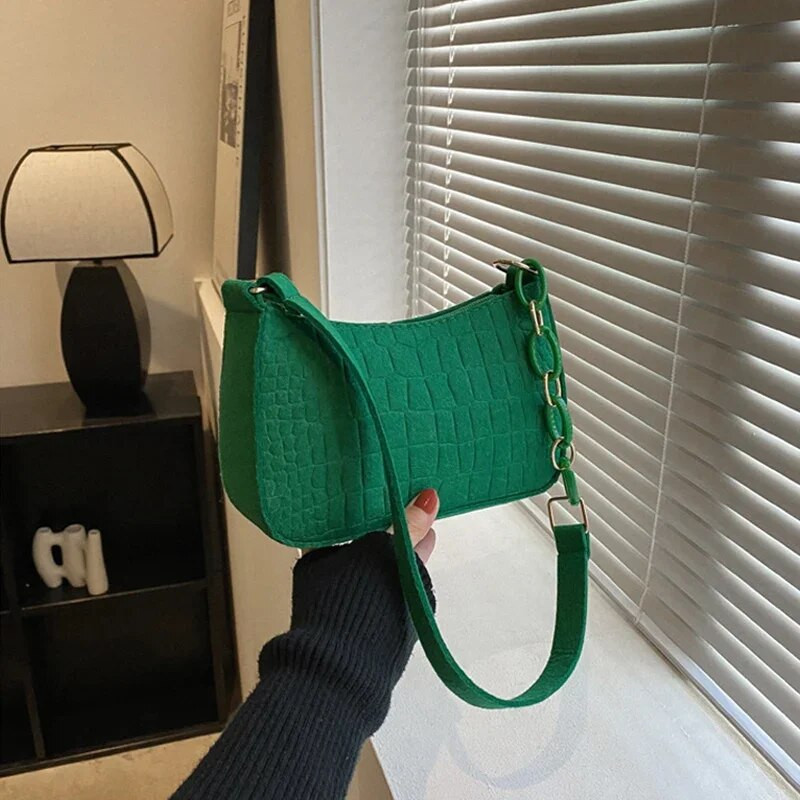 Modne torbe na rame od filca za žene Ženska subaksilarna torba Dizajn napredne teksture Ručne torbice ispod pazuha Torbice polumjesečasta sedlasta torba