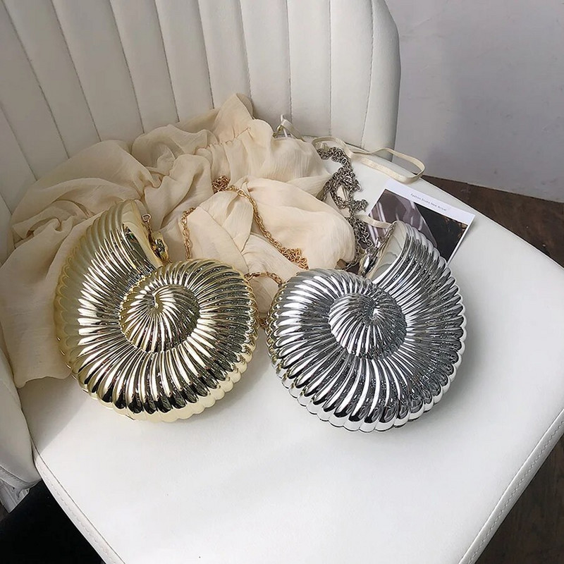 Egyszerű kagylós vacsoratáska női válltáska Crossbody táska Fun Personality Fém lánckuplungos akril héjas telefontáskák forró