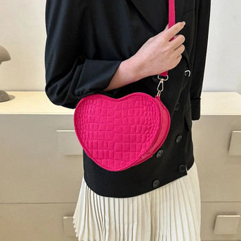 Малка дамска чанта Модна луксозна дизайнерска чанта Сърце Европейски чанти за жени Bolsas Портмоне Дамски месинджър за рамо Тенденция за 2023 г.