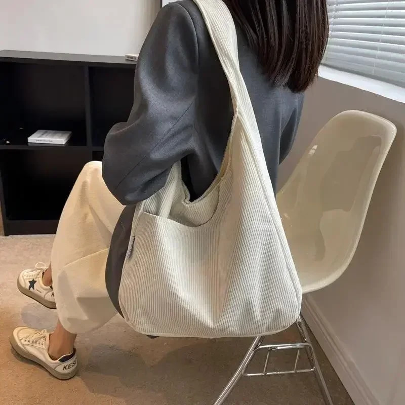 Vászon vállas női hordtáska kordbársony egyszerű alkalmi, nagy kapacitású dizájner kézitáskák nőknek utazó masszív vásárlótáska