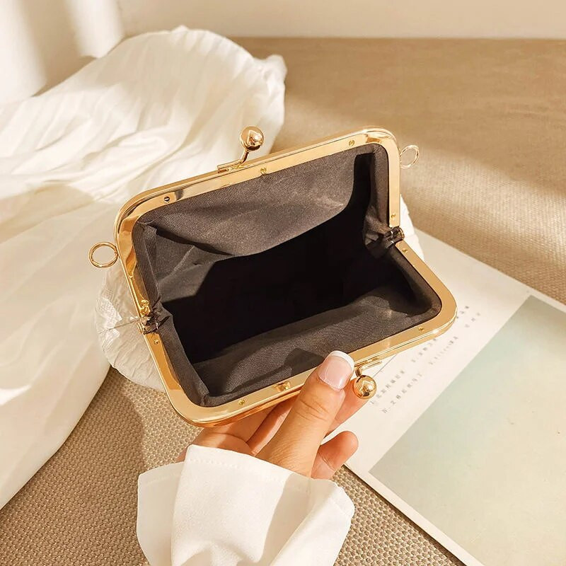 Pearl Shell Vakariniai krepšiai Moteriški Sankabos Krepšiai Prabangūs Vakariniai Krepšiai Vestuvinė Vestuvinė Rankinė Mada Karoliukų grandinėlė Vakarėlio piniginė