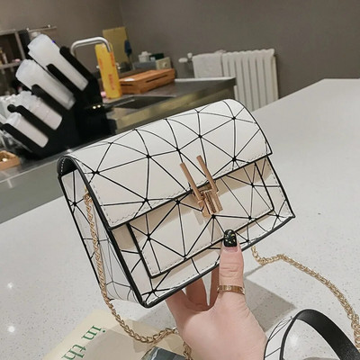 Нова модна дамска чанта през рамо Малки чанти с капаци Crossbody Чанта Messenger за момиче Дамска чанта за телефон Bolso Mujer