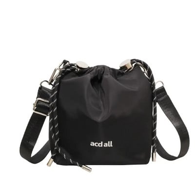 Designer luxustáska Sac Bandouillere Femme női táska 2023 Trend mini válltáska Crossbody táskák Designer táska