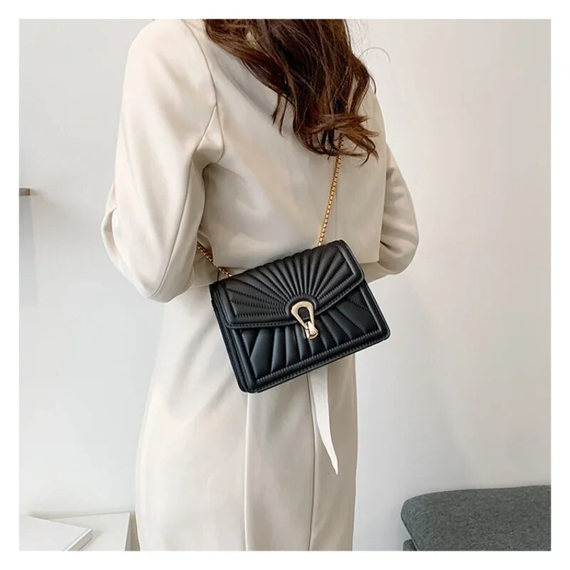 Male torbe preko ramena za žene Nove luksuzne ručne torbice 2022. Ženska modna torba na rame s lancem Pu kožna jednostrana torbica za dame