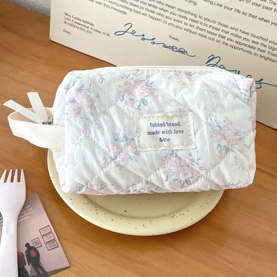 Vintage cvjetna kozmetička torbica za žene Slatka karirana torbica sa spojkom Ženska putna torbica za šminku Prošivena torbica od pamučnog cvijeta Male torbice