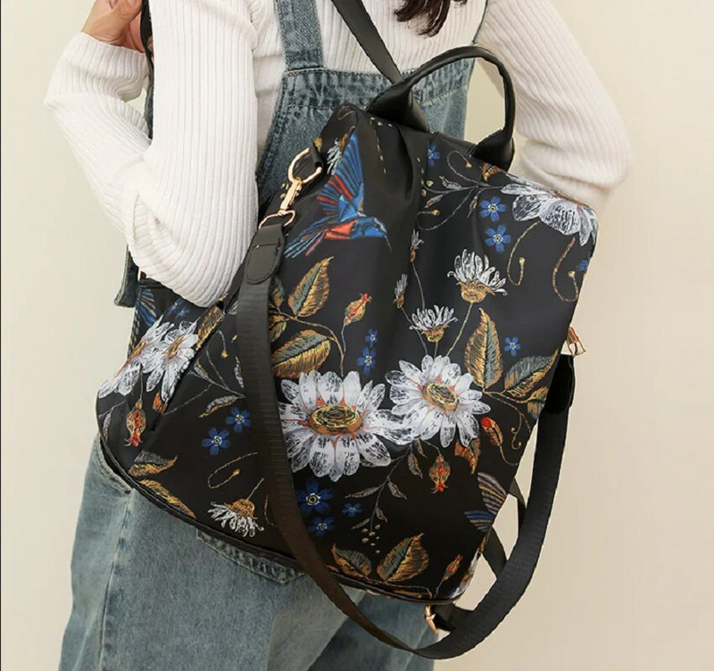 Női új divatnyomtatás vízálló nylon utazó hátizsák nagy kapacitású lopásgátló válltáskák Női alkalmi hátizsákok