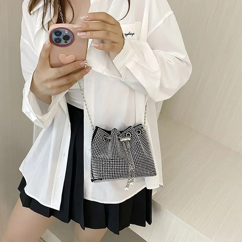 Audiniai blizgučiai Crossbody Krepšys Kalnų krištolas pilnas deimantinis Moteriškos rankinės Grandininis pečių krepšys Moteriška rankinė Mažas kibiras krepšys