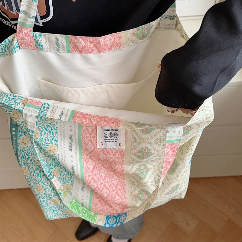 Vintage cvjetna ženska torba za plažu Mekana tkanina velikog kapaciteta Ženske torbe na rame Prijenosne ženske putne torbe