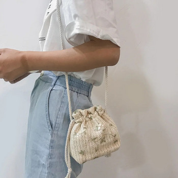 Νεωτερική τσάντα χιαστί με ψάθινη υφή δαντέλα με λουλούδια Γυναικεία τσάντα σφεντόνα 2024 Καλοκαιρινή ρετρό μίνι τσάντα μικρή τσάντα με κορδόνια