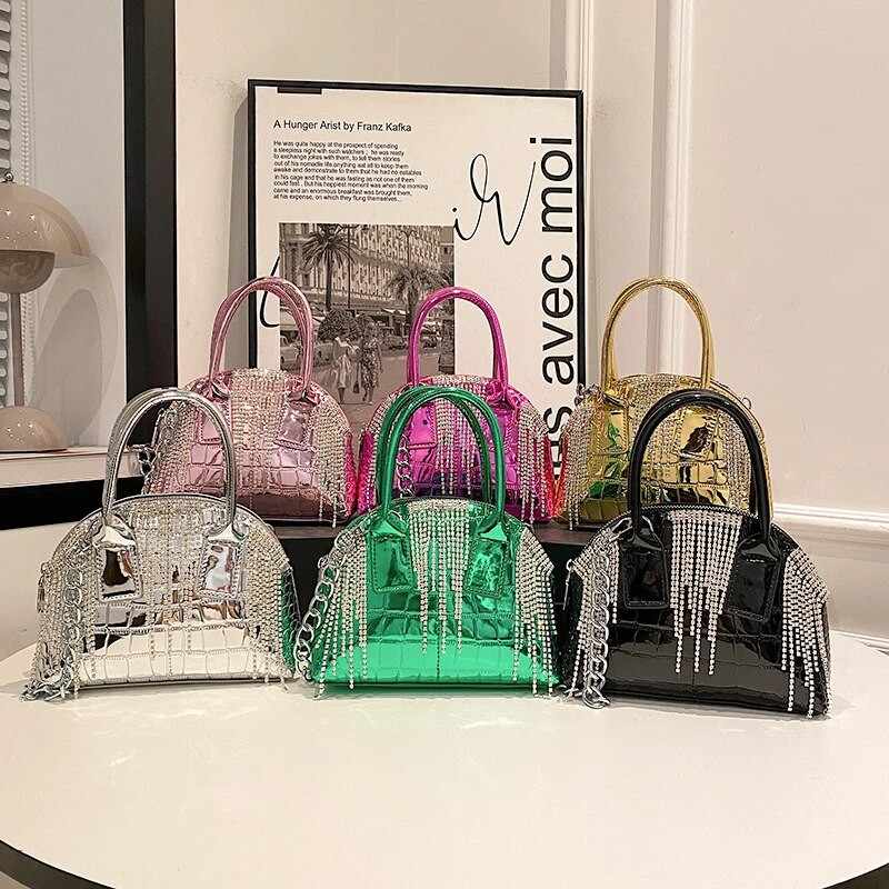 2023 m. Naujos lakuotos odinės rankinės moterims Aukštos kokybės pečių krepšys Prabangus deimantinis skersinis krepšys Mielos piniginės ir rankinės
