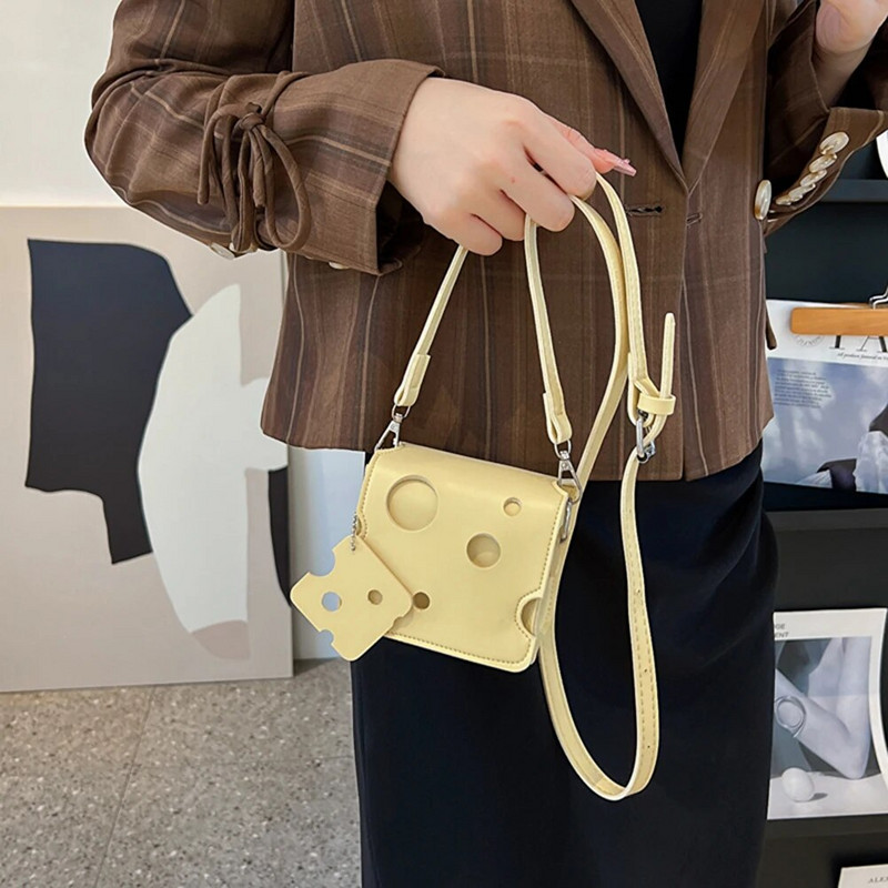 Personalizirana mala torba preko ramena u obliku sira PU kožne torbice za djevojčice Ženske mini torbice s privjeskom Modni novčanik s privjeskom