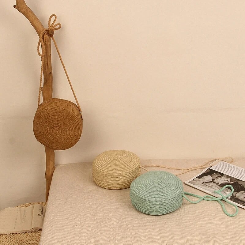 Geantă rotundă de paie pentru femei, țesută pentru plajă, pentru doamne, drăguță, cu umăr, din ratan, tricotată manual, geantă mică de culoare bomboană