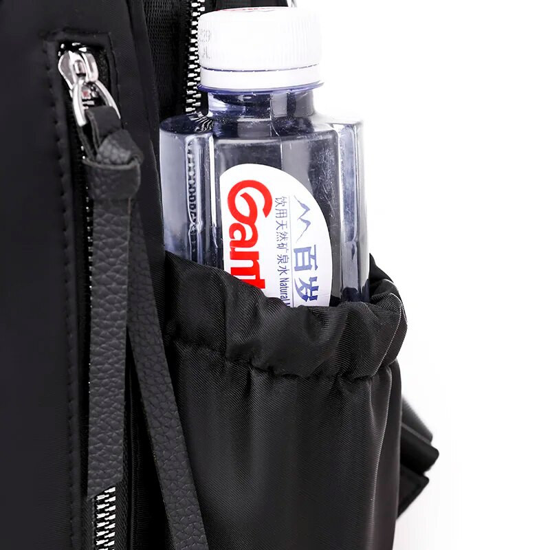 Ženska ruksak protiv krađe Vodootporna tkanina Velika ženska torba na rame Velikog kapaciteta Jednostavan stil Ležerna Mochila putovanja