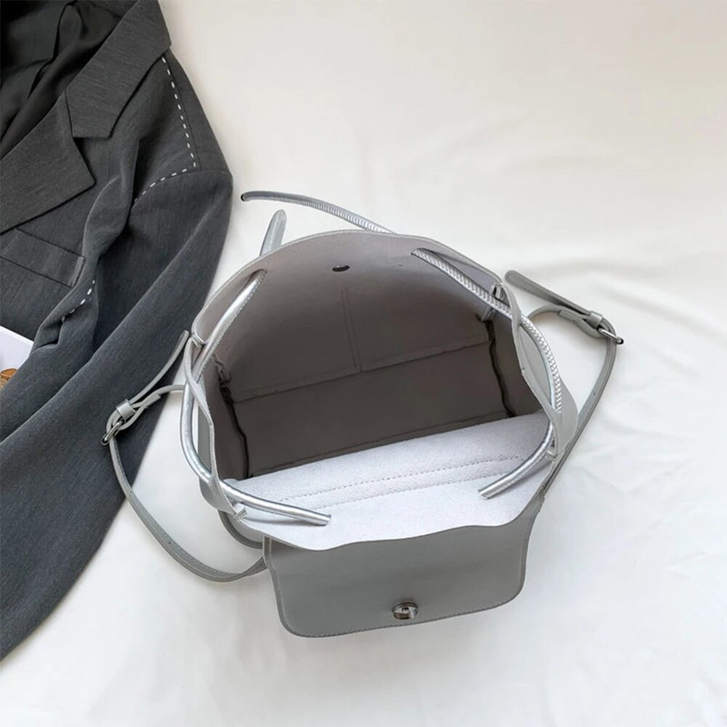 Novi ženski protuprovalni ruksak iz 2023. Luksuzni dizajnerski kvalitetni ženski ruksak od PU kože Jednobojna modna ženska torba na rame