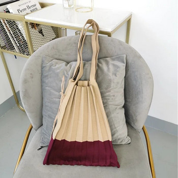 Дамски чанти за пазаруване с голям капацитет в корейски стил Шикозни сгънати плетени плисирани чанти Дамска модна чанта с ивици и панели