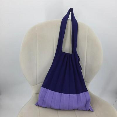 Ženske torbe za kupnju velikog kapaciteta u korejskom stilu Chic presavijene pletene plisirane torbe Ženska modna velika torba s prugama