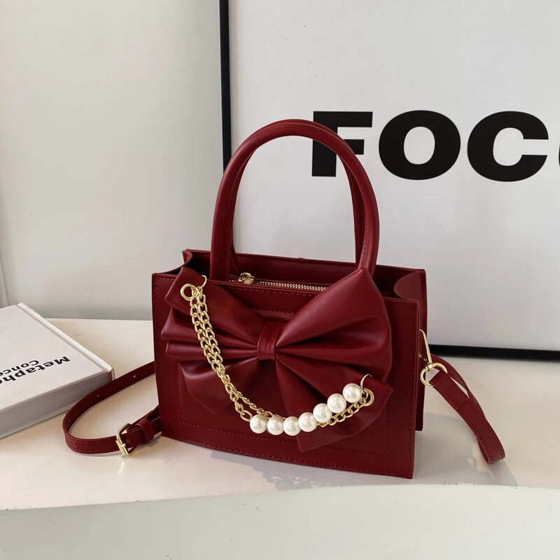 Dizajn lanaca s perlama Ženske torbe s ručkom na vrhu Lagani luksuzni trend Pu torbe preko ramena za žene Moda 2024. Bolsas Femininas