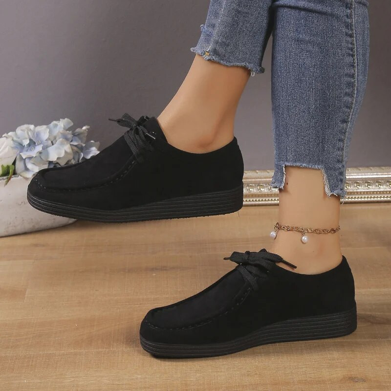 Madingi moteriški plokščiapadžiai zomšiniai vienspalviai suvarstomi siuvimo platforminiai bateliai 2023 m. ruduo Nauji laisvalaikio sportbačiai vaikščioti į darbą ir atgal Sportiniai batai