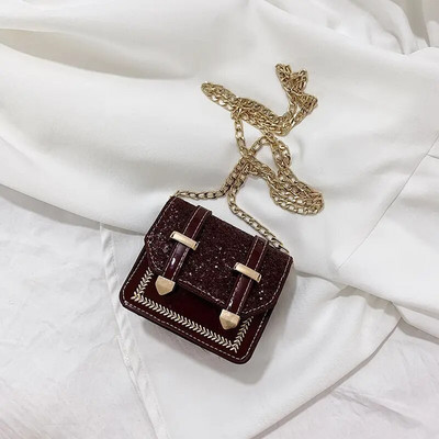 Mala torba Ženske torbe za žene Novo ljeto 2023. Mala modna mala torbica Četverokutna torba na rame preko ramena Svestrana džepna preklopna torba