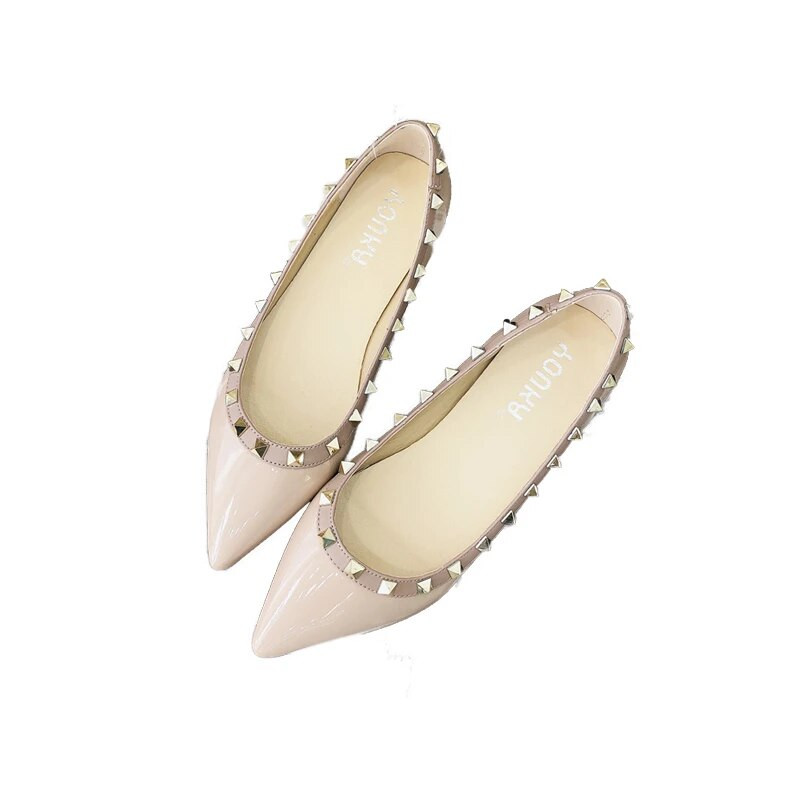 klasszikus márka női lapos cipő szegecs esküvői cipő lakkbőr fekete meztelen cipő hegyes orrú lapos cipő